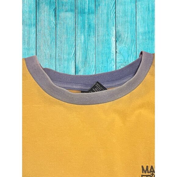 Vintage Marithé et François Girbaud Men's Gold Black White Embossed T-Shirt 2XL - Picture 4 of 6